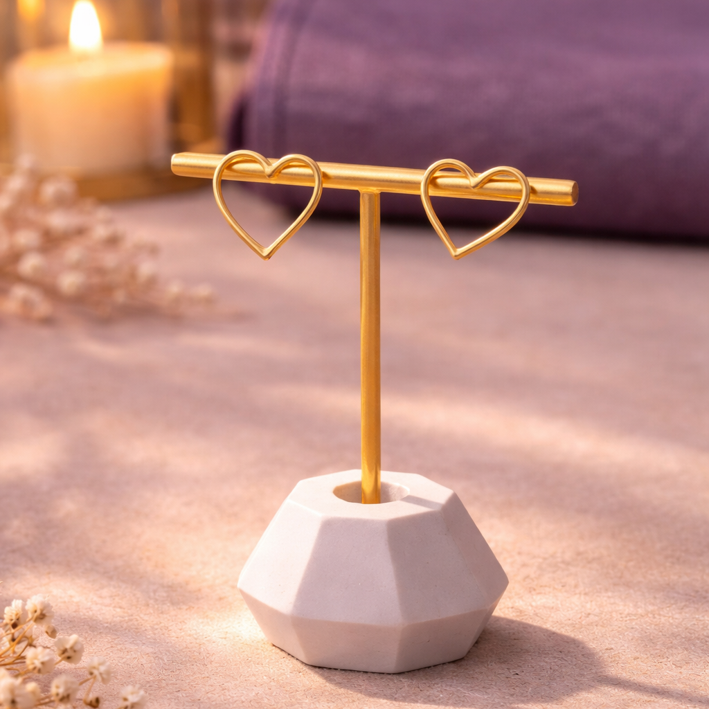 Minimal Heart Earrings