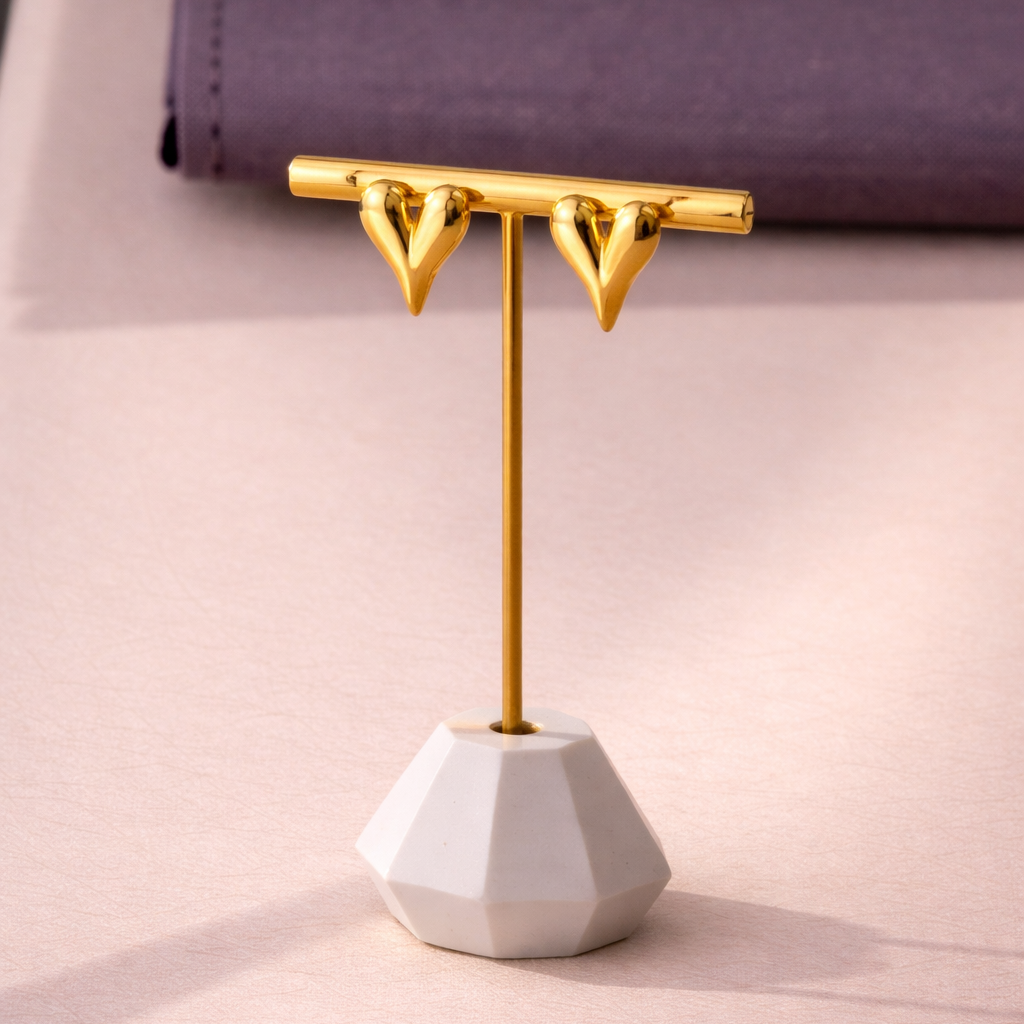 Minimal Heart Earrings